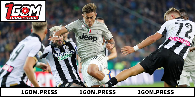 Đánh giá tương quan lực lượng và chiến thuật của hai đội